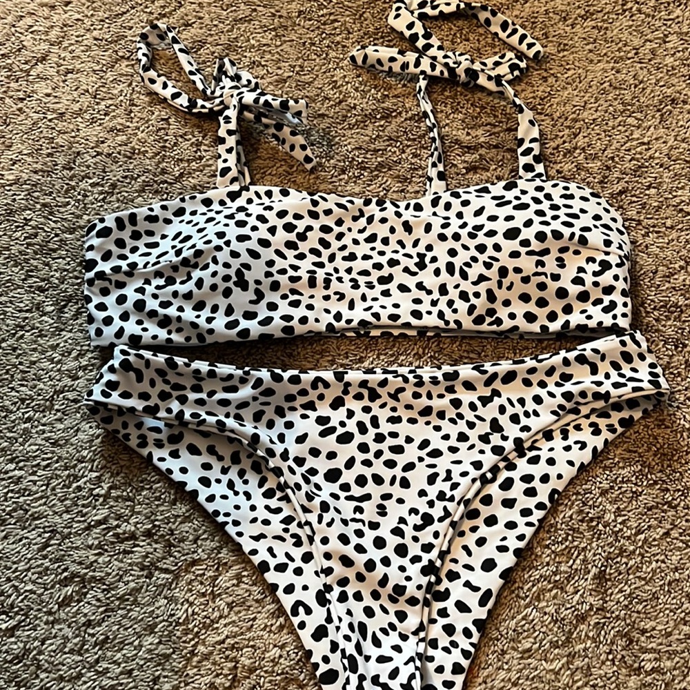 Shein Bikini Set Size- M